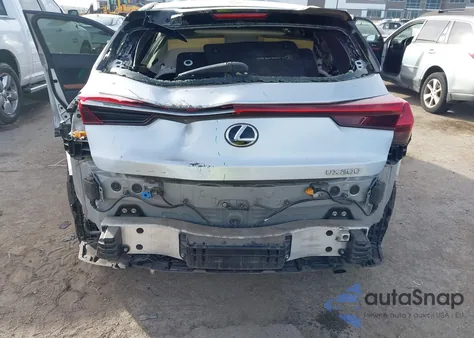 2019 Lexus Ux 200 z USA, uszkodzony, nr VIN JTHY3JBH4K2004397